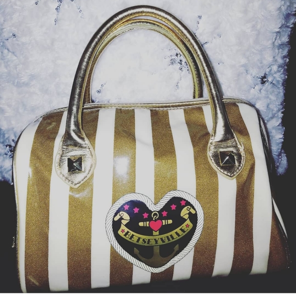 Betsey Johnson Handbags - Betsy Johnson  handbag